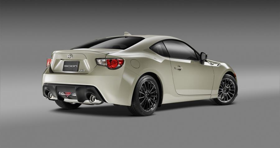  Scion FR-S Release Series 2.0 2016 года  (фото 12 из 14)